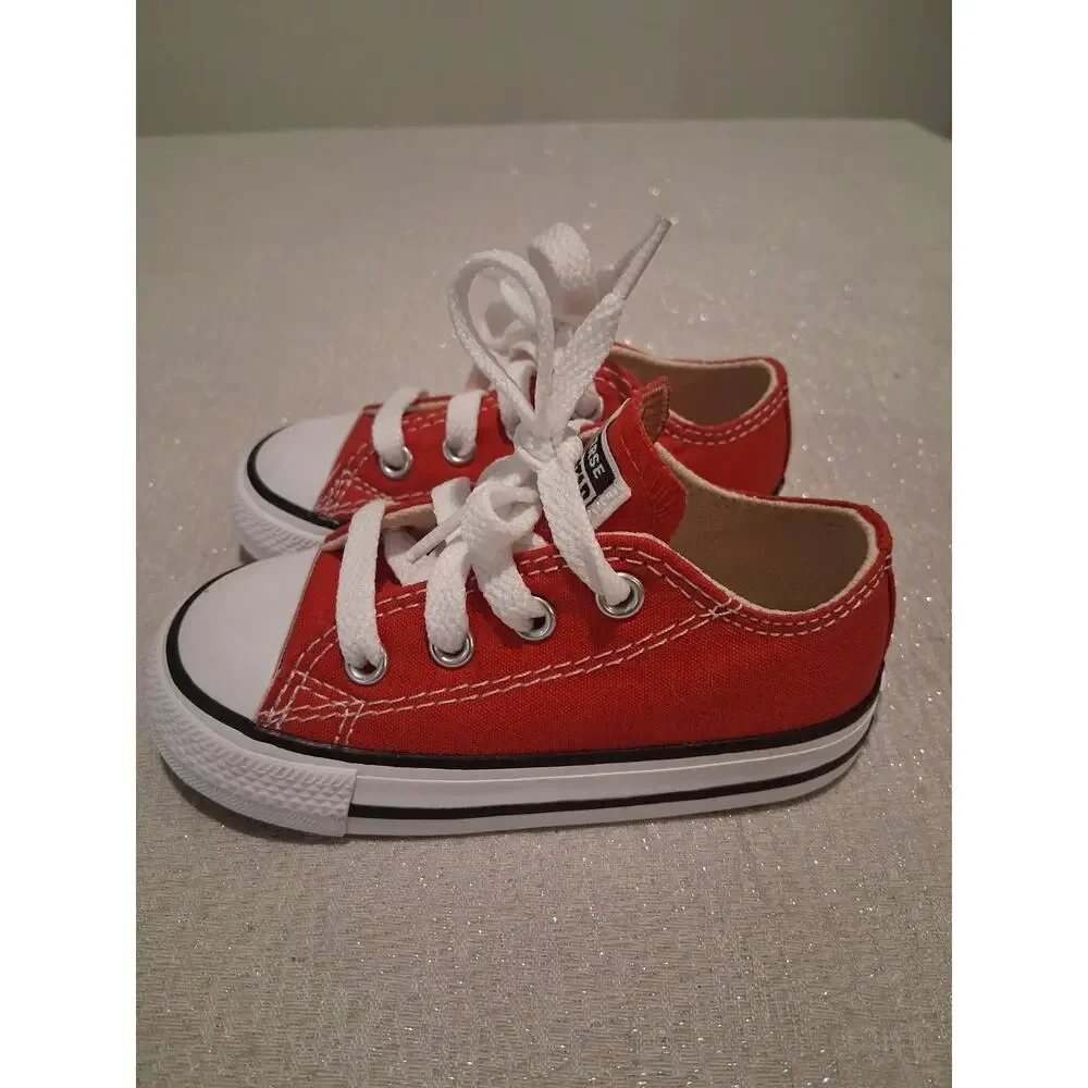 Converse Chuck Taylor All Star Infant Size 6 Red Low Top Sneakers 7J236 Kids